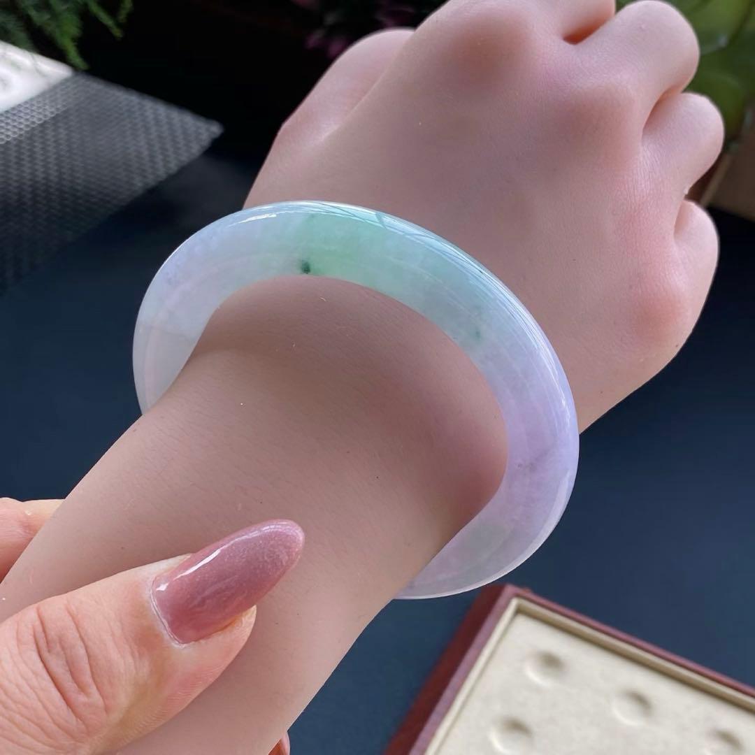 本翡翠、優雅、上品2色バングル