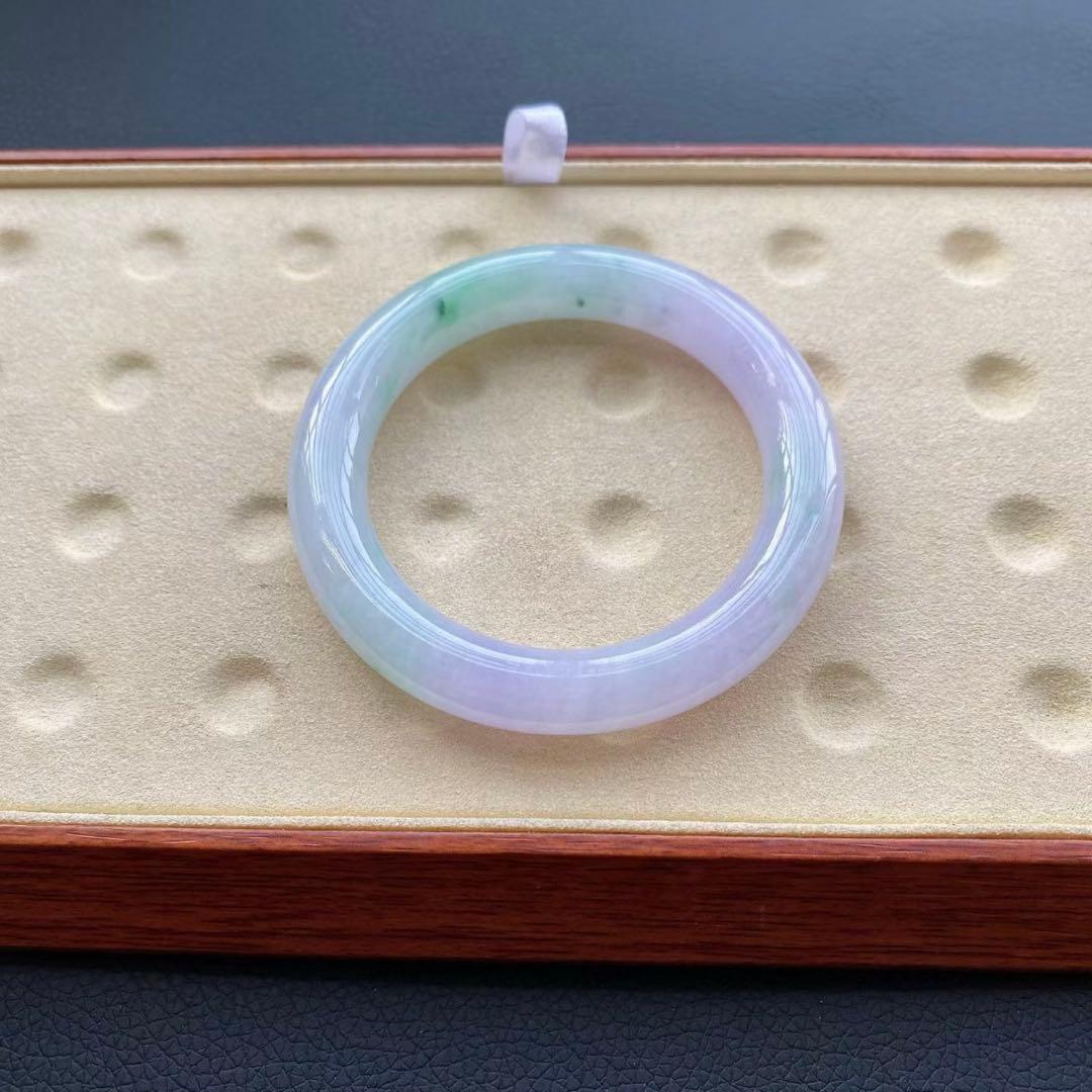 本翡翠、優雅、上品2色バングル