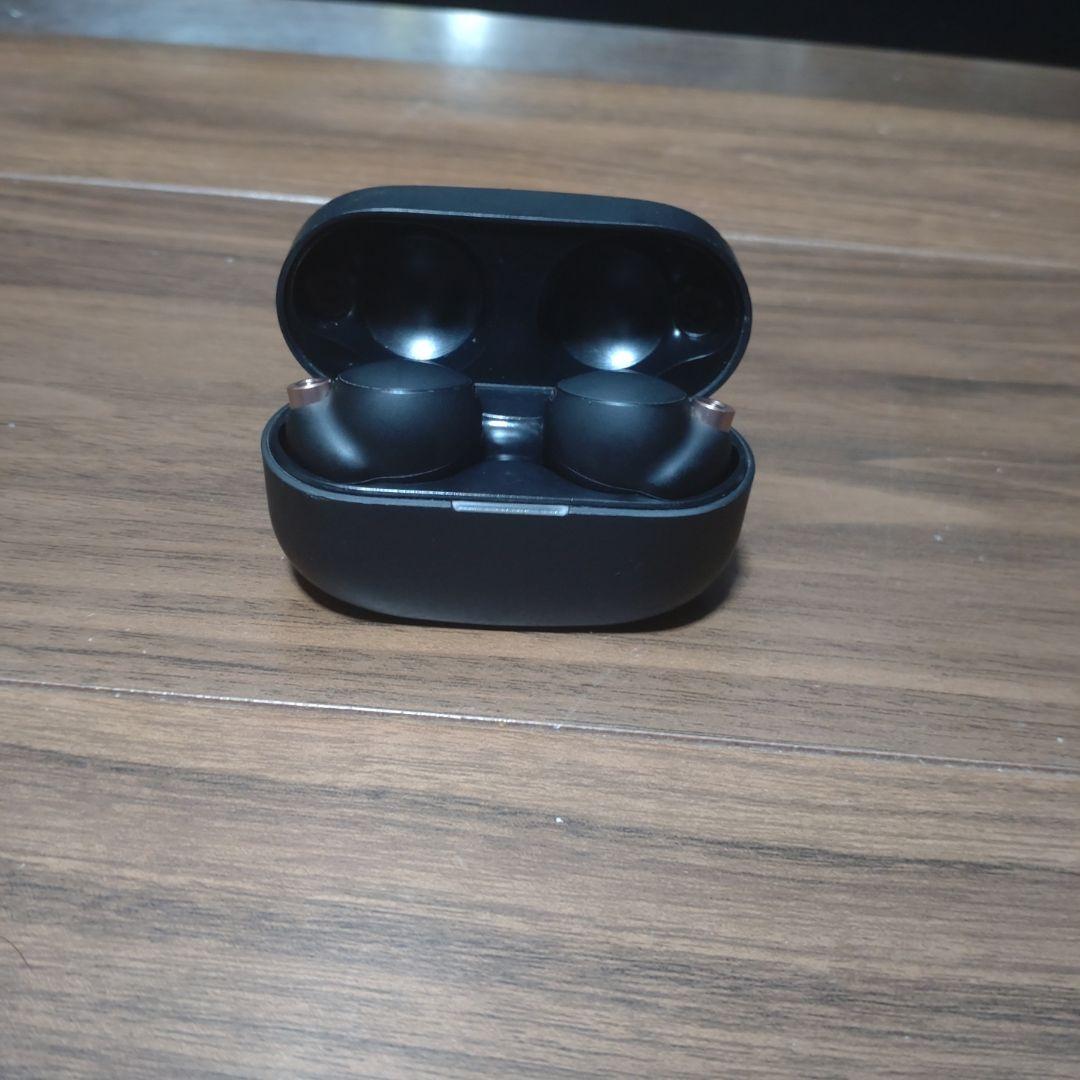 SONY ワイヤレスイヤホンWF-1000XM4 ブラック 充電ケース付き