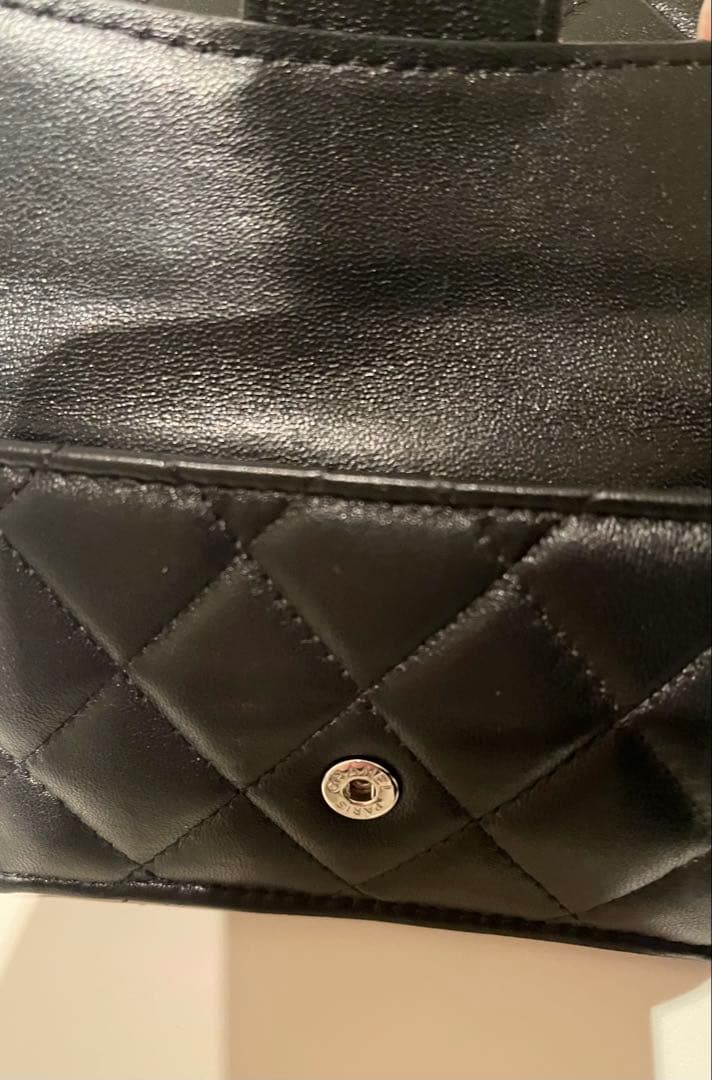 CHANEL シャネル　ラムスキン　マトラッセ　Wホック　三つ折財布