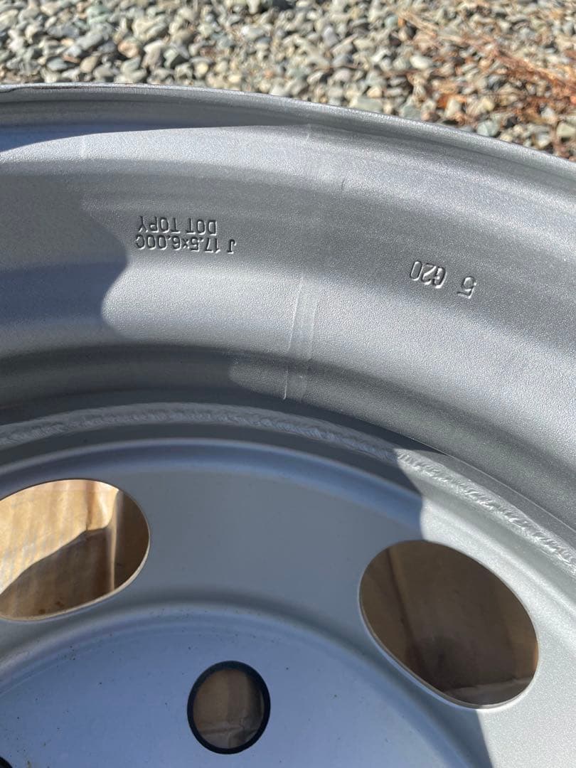 17.5インチ✖️6.00-6穴　新車外しスチールホイール6本