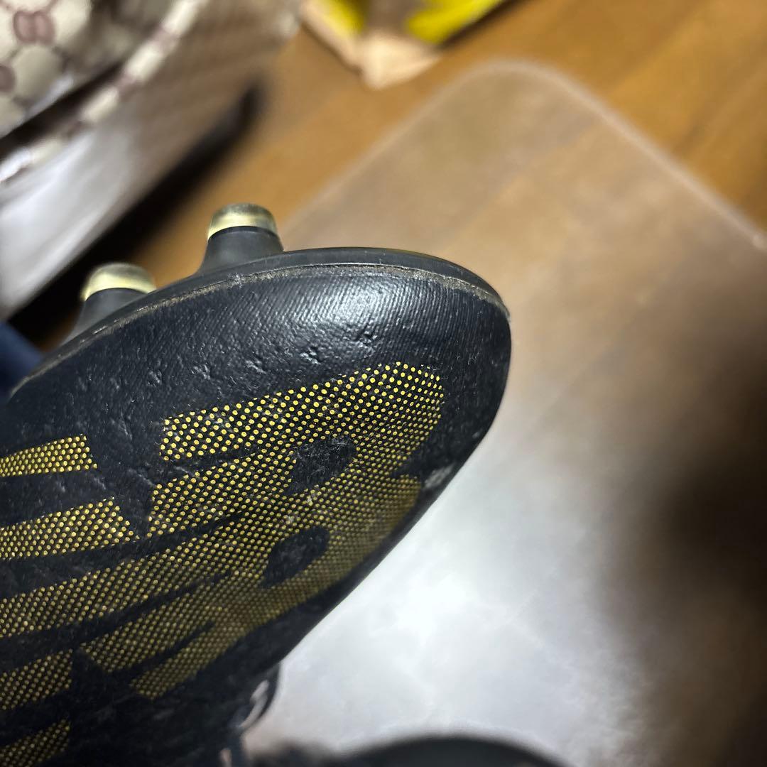 New Balance サッカーシューズ スパイク ブラック/ゴールド