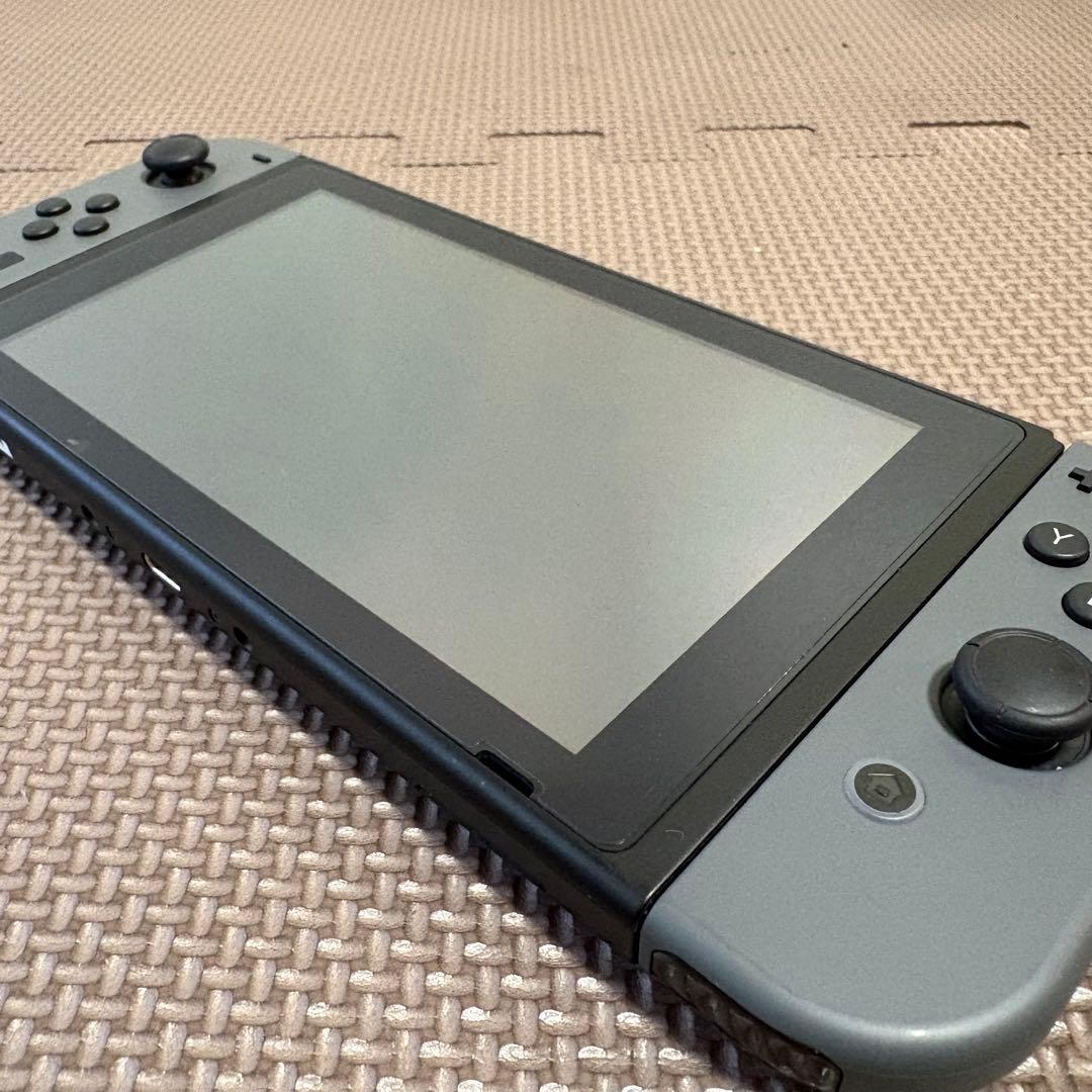 早い者勝ち！NintendoSwitch 本体 + Joy-Con + 周辺機器