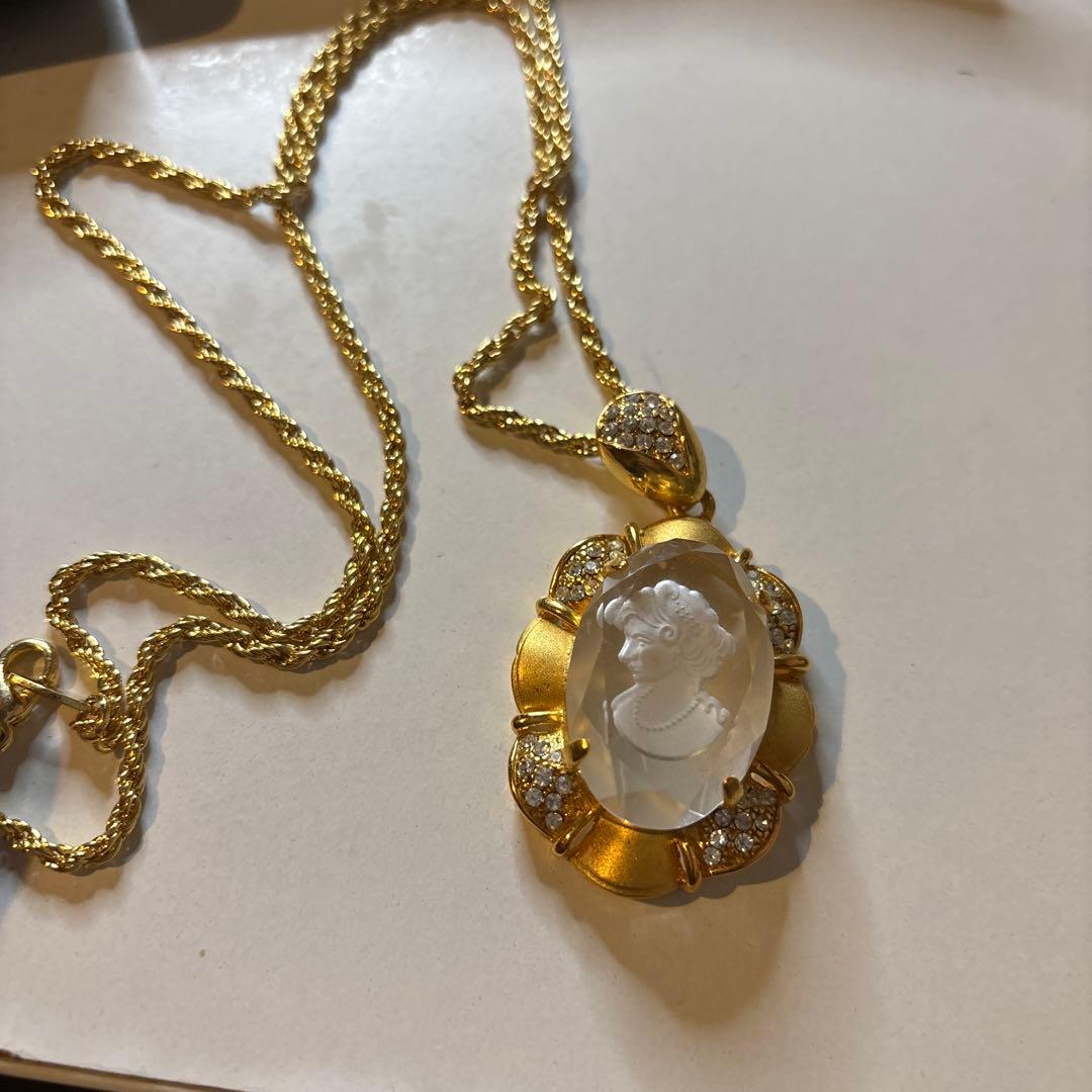 すんごい水晶カメオたん！綺麗！ゴージャス！