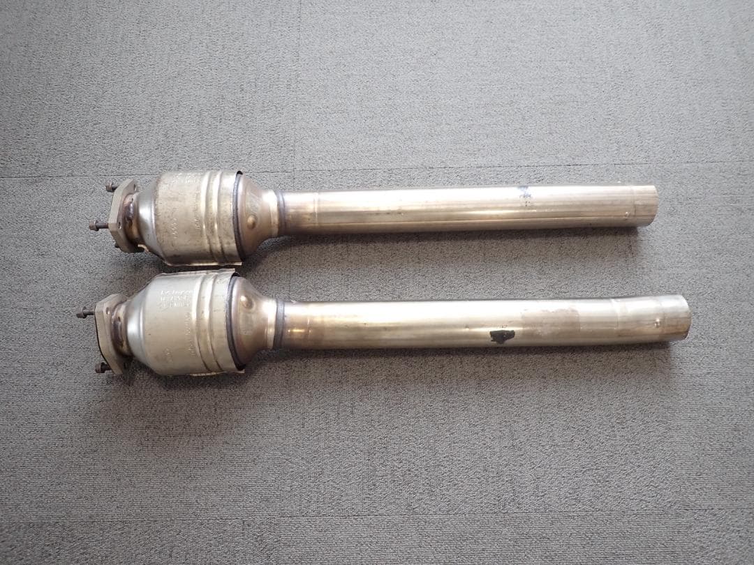 アウディ RS3 8V 純正ミッドパイプ 左右セット 車検対策