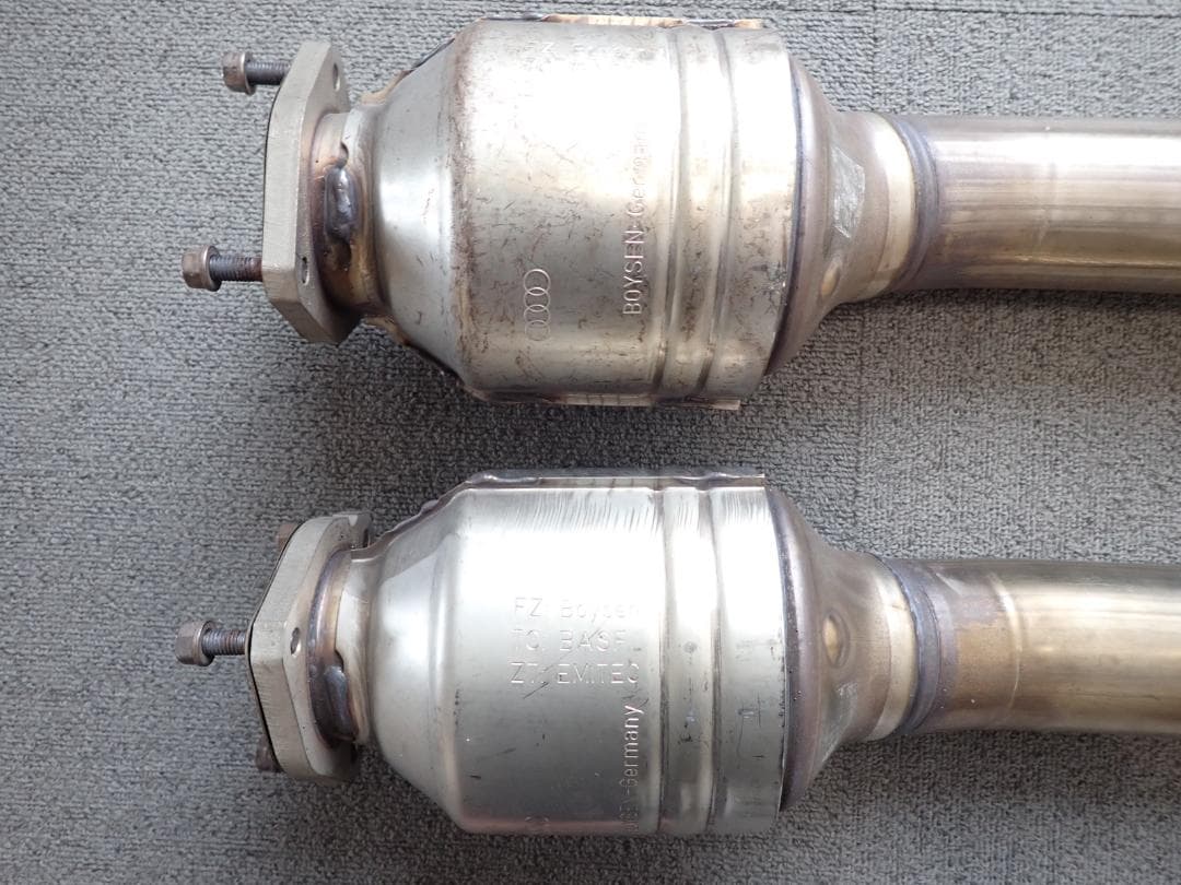 アウディ RS3 8V 純正ミッドパイプ 左右セット 車検対策