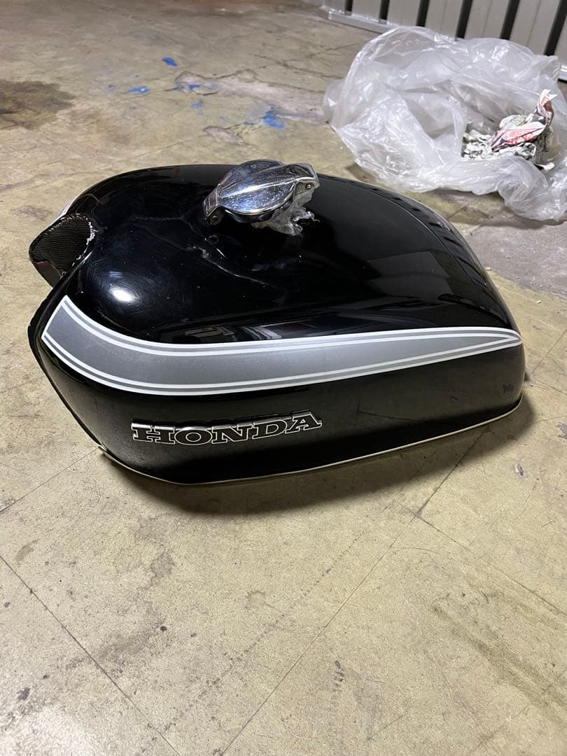 HONDA CB750FOUR ガソリンタンク