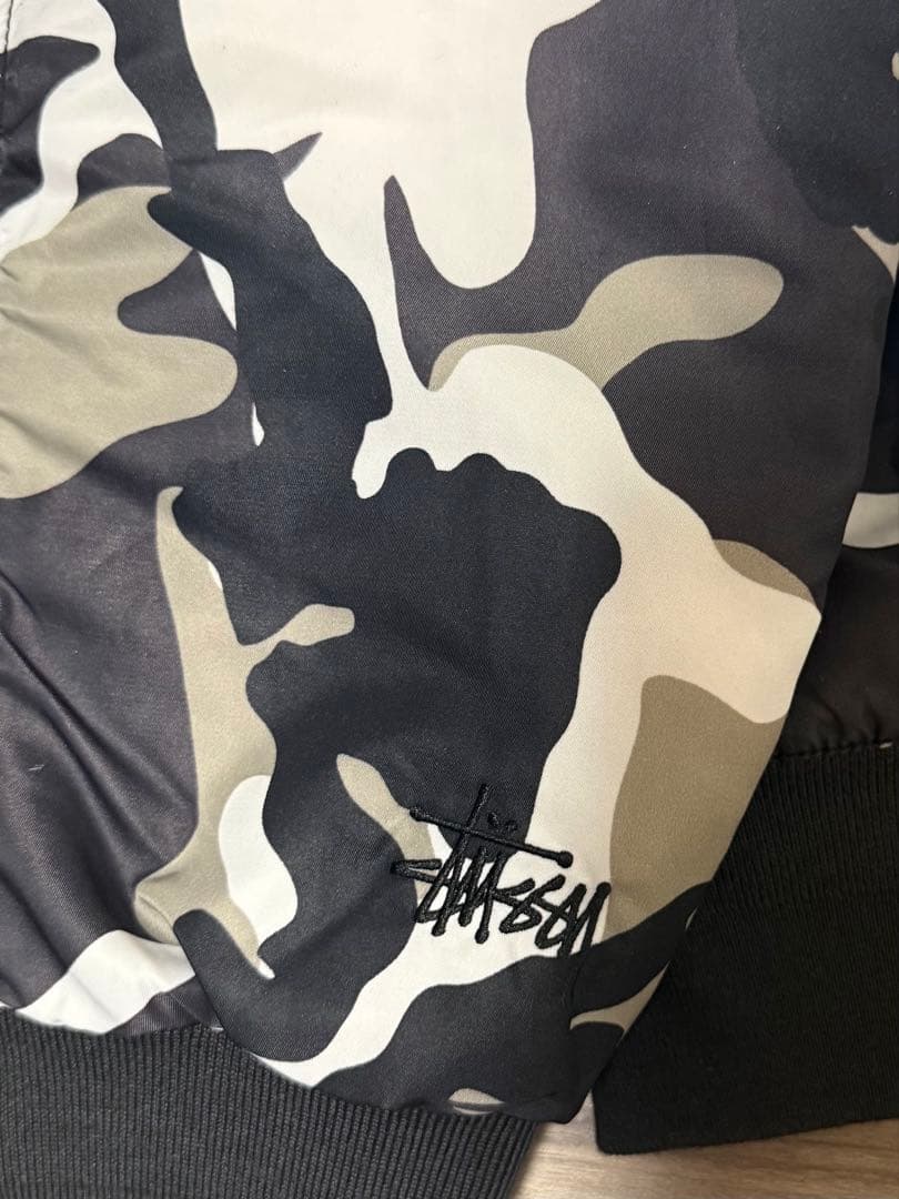 日本未発売品　STUSSY スノーカモ　フライト　ボンバー　ジャケット