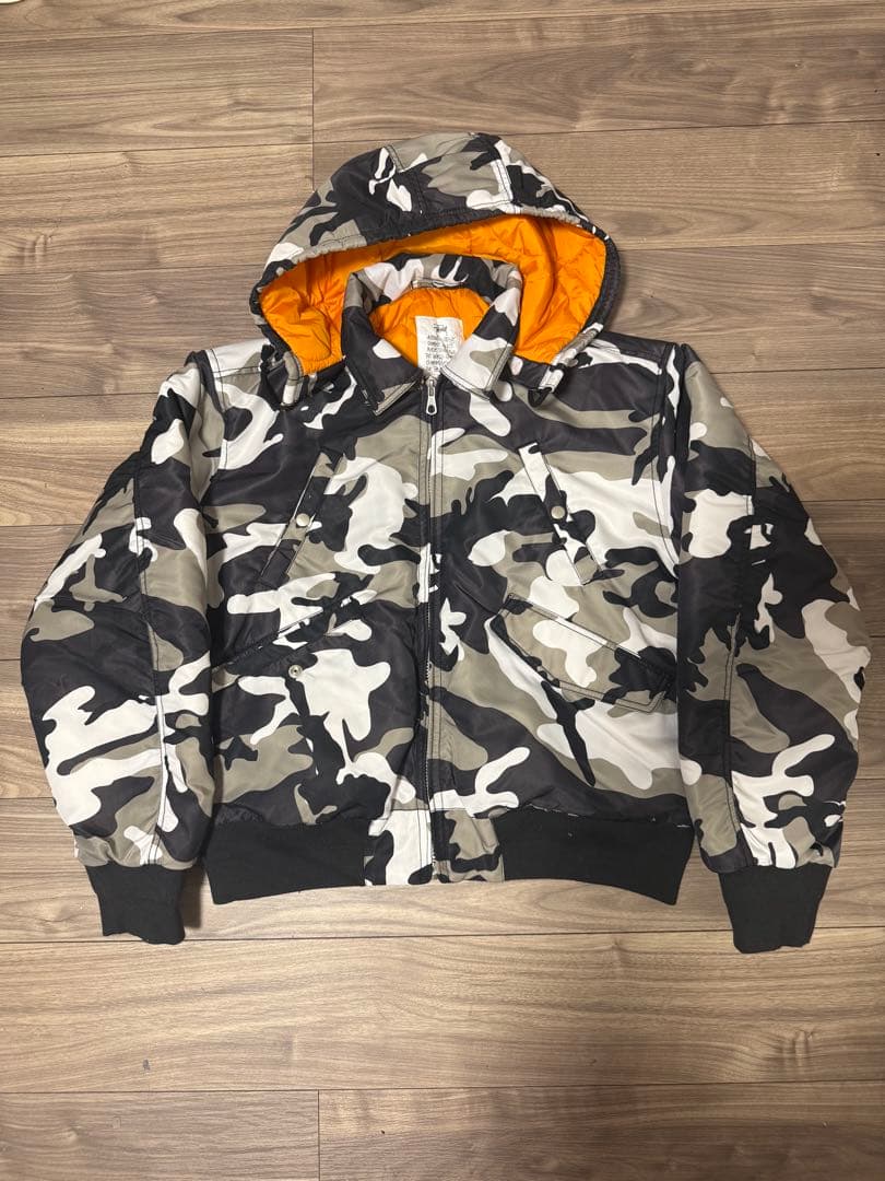 日本未発売品　STUSSY スノーカモ　フライト　ボンバー　ジャケット