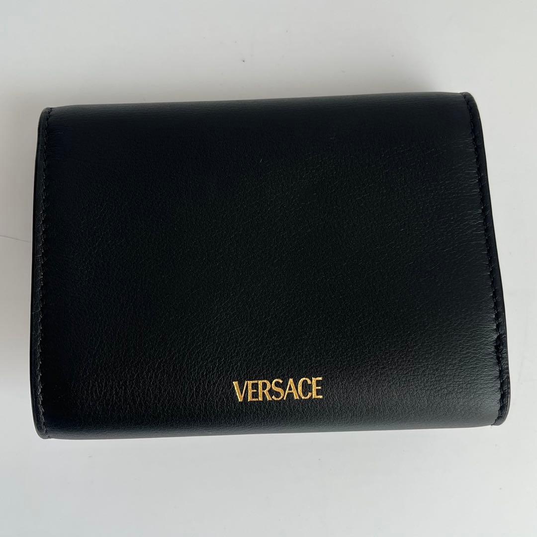 ✨未使用保管✨　VERSACE 折り財布　財布　メデューサ　黒　レザー
