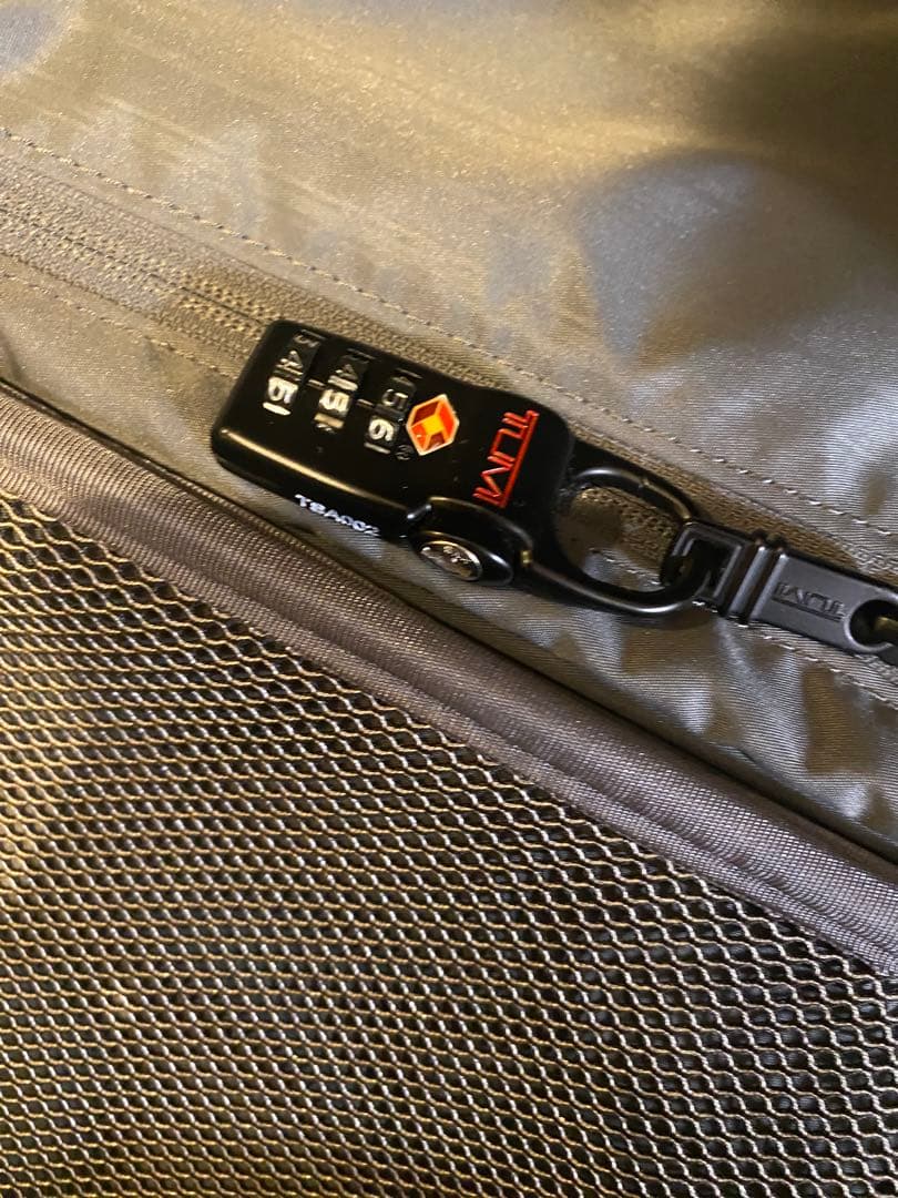 (値下げ)TUMI 旅行用キャリーバッグ 100L以上 大容量