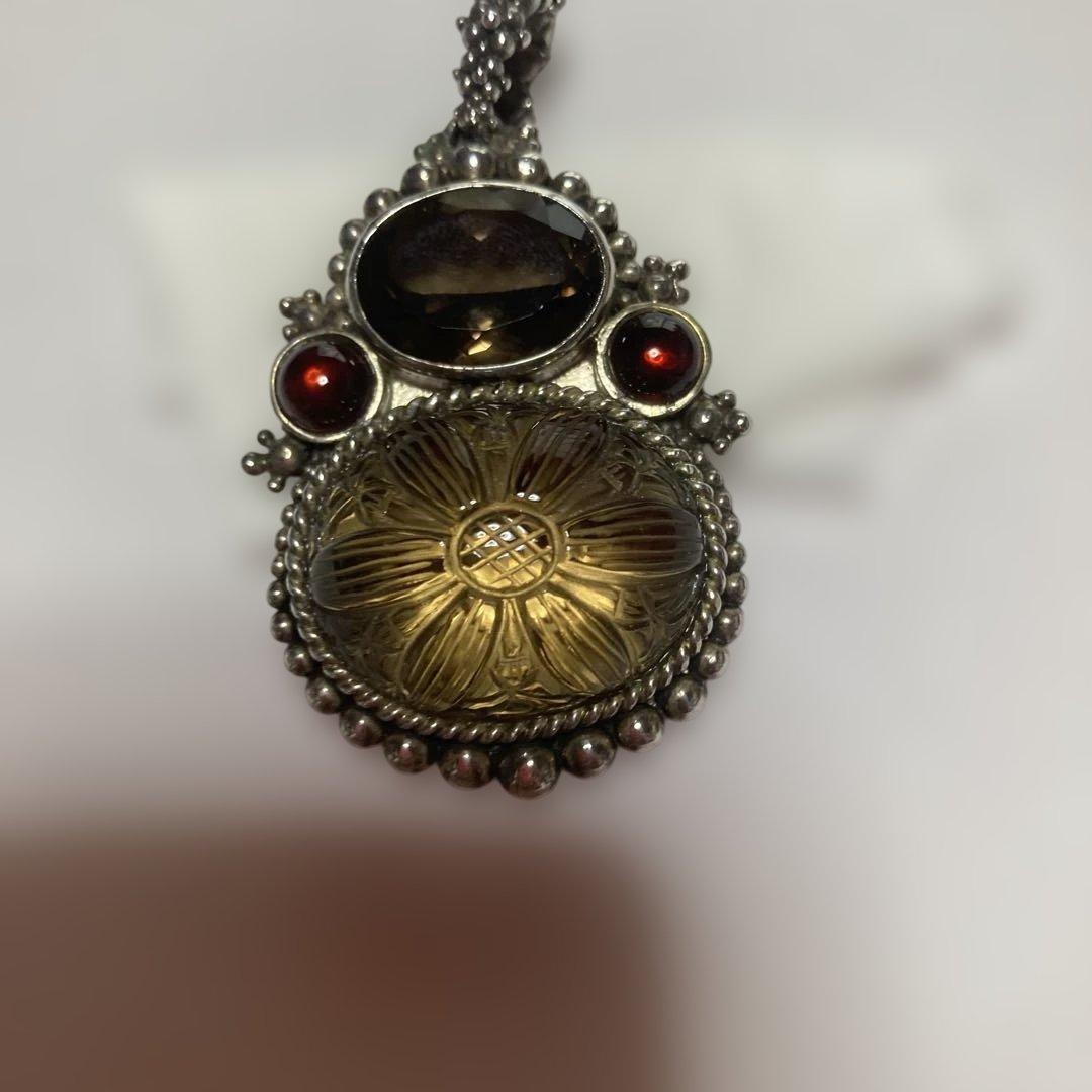 スティーブンデュエッグ　ネックレストップ