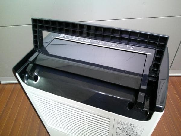 コロナ 衣類乾燥除湿機 CD-H18A