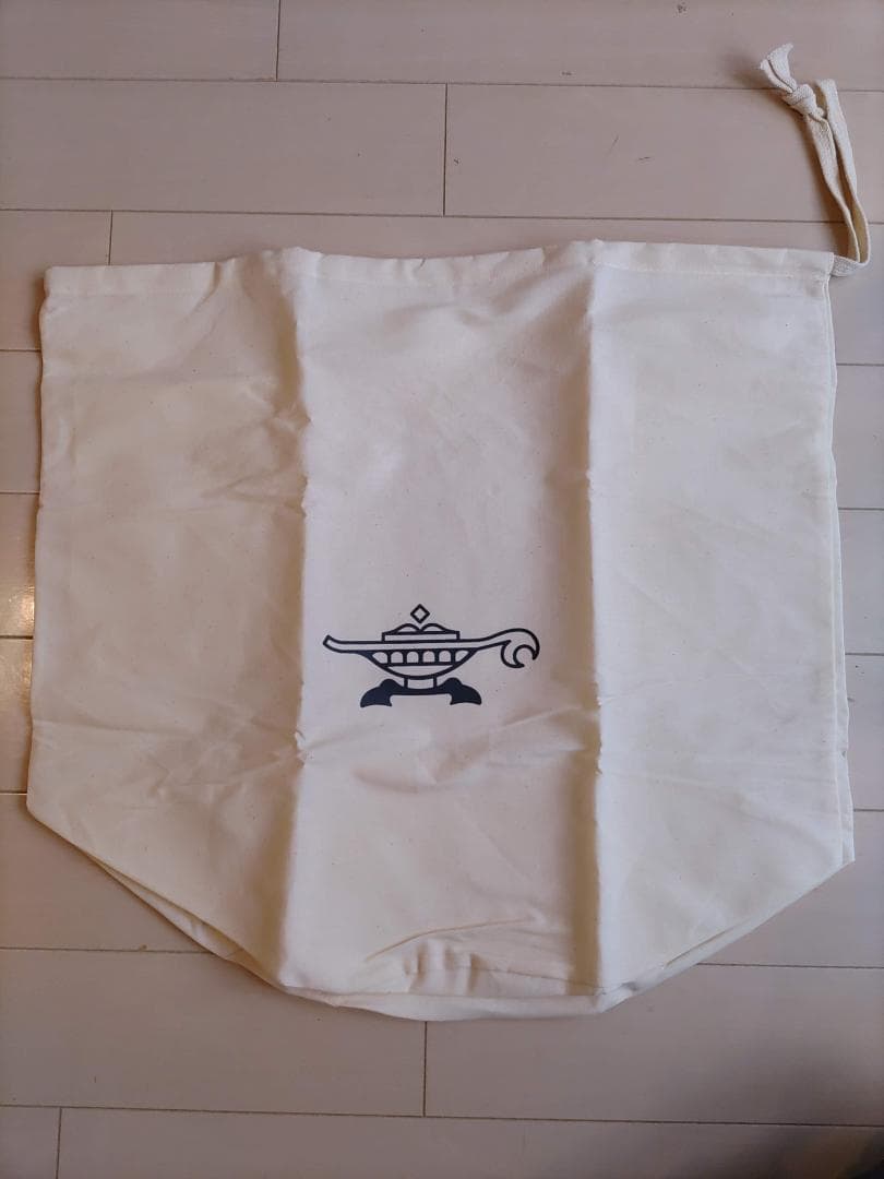 【美品】ポータブルガスストーブ SAG-BF02A センゴクアラジン レッド