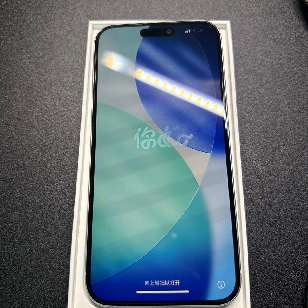 け*る様 【美品】iPhone15Plus 256GB ブルー