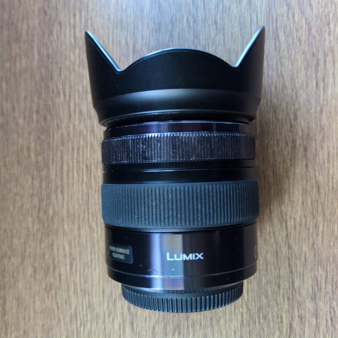Panasonic LUMIX 12-35mm F2.8 レンズフード付き 美品