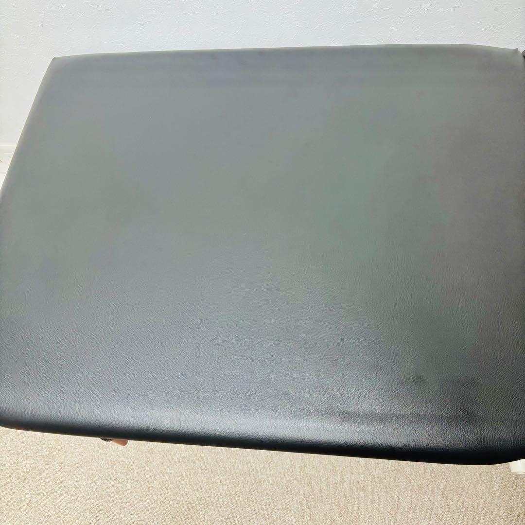 マッサージベッド　エステベッド　マッサージ台　施術ベッド　マスター　MASTER