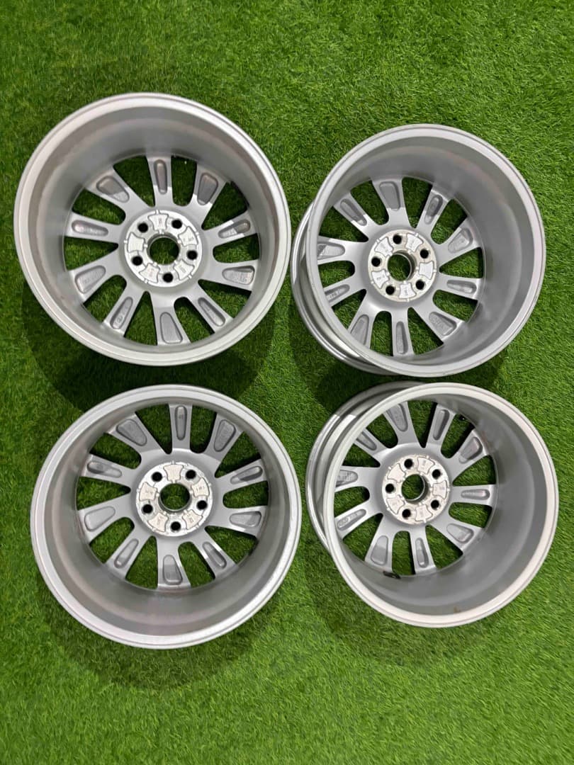 美品 トヨタ純正 カムリ 70系 後期 アルミホイール 17インチ 4本セット