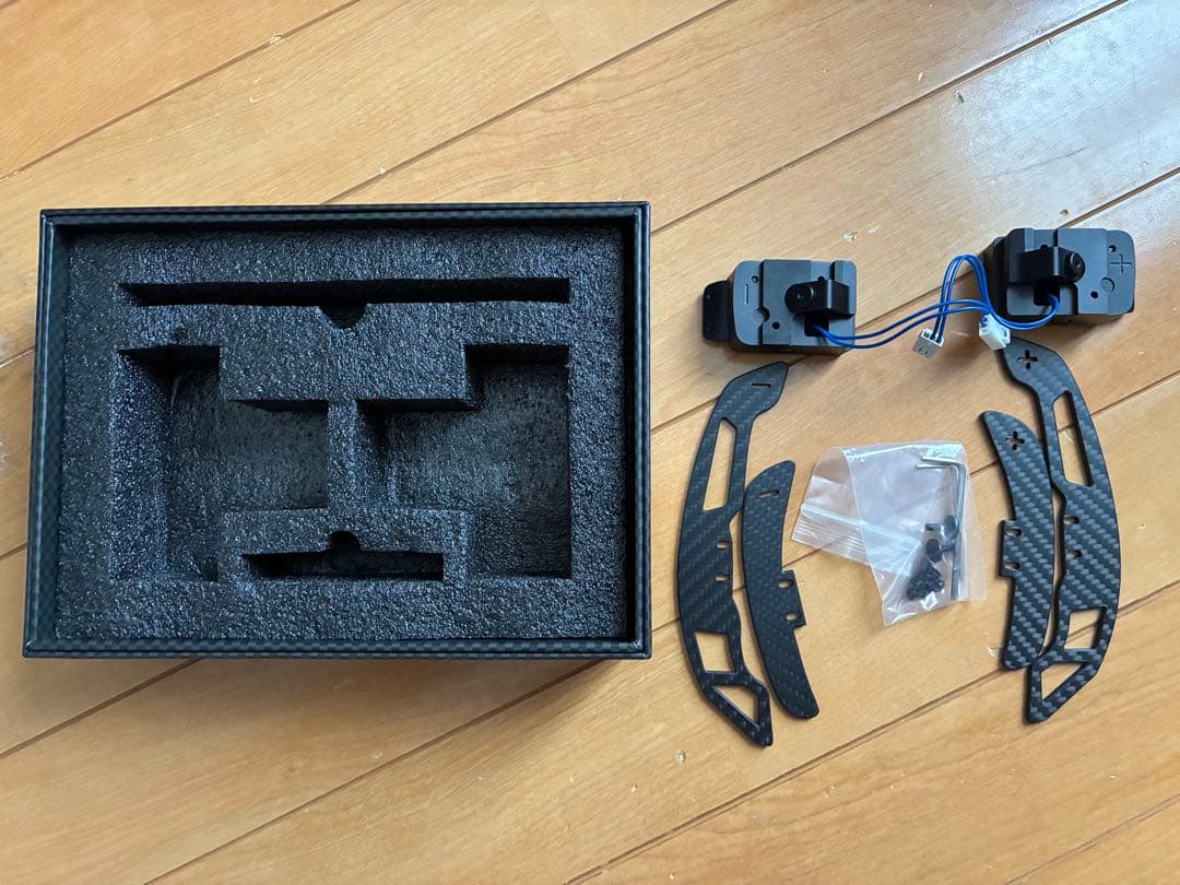 RV37 RZ34 R35 GT-R パドルシフト　マグネティック　カーボン