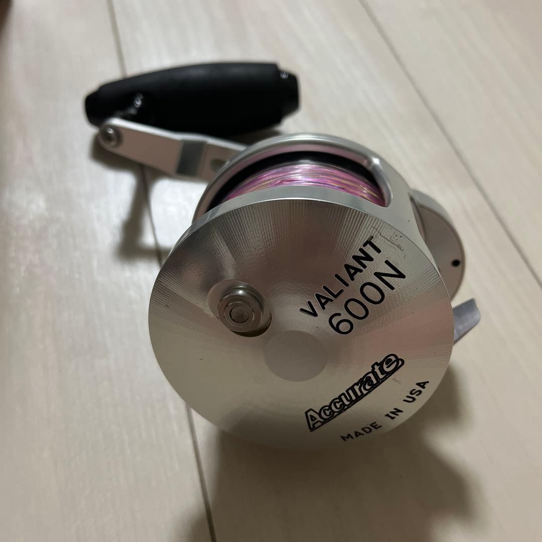 アキュレートValiant 600N ベイトリール2スピード左巻き