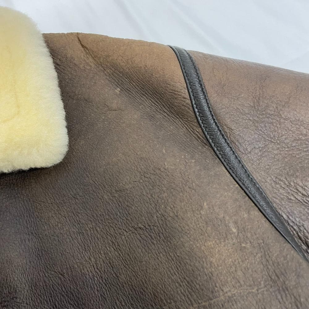 ◆URBAN HILLS フライト ジャケット リアルムートン　01022