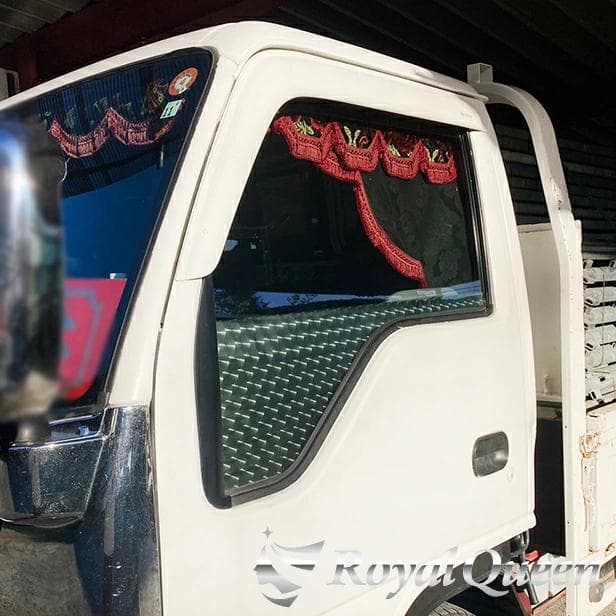 0614 いすゞ07エルフ/PM/NEW ローキャブ ウインドウパネル ウロコ柄