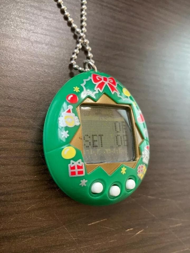 【動作確認済】バンダイ　たまごっち　サンタクロっち　グリーン