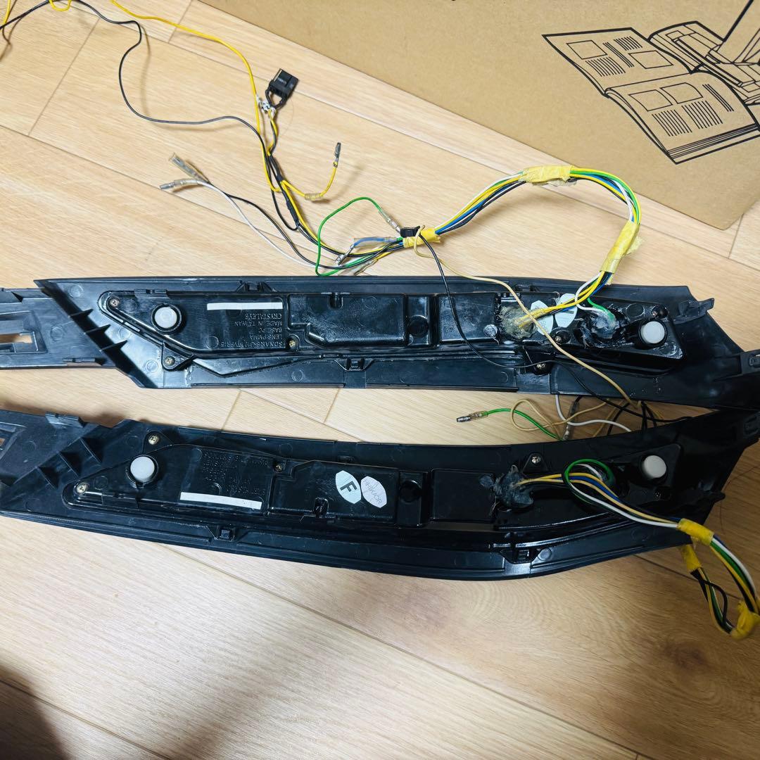 30ヴェルファイア　Lスタイル LEDヘッドライトガーニッシュ