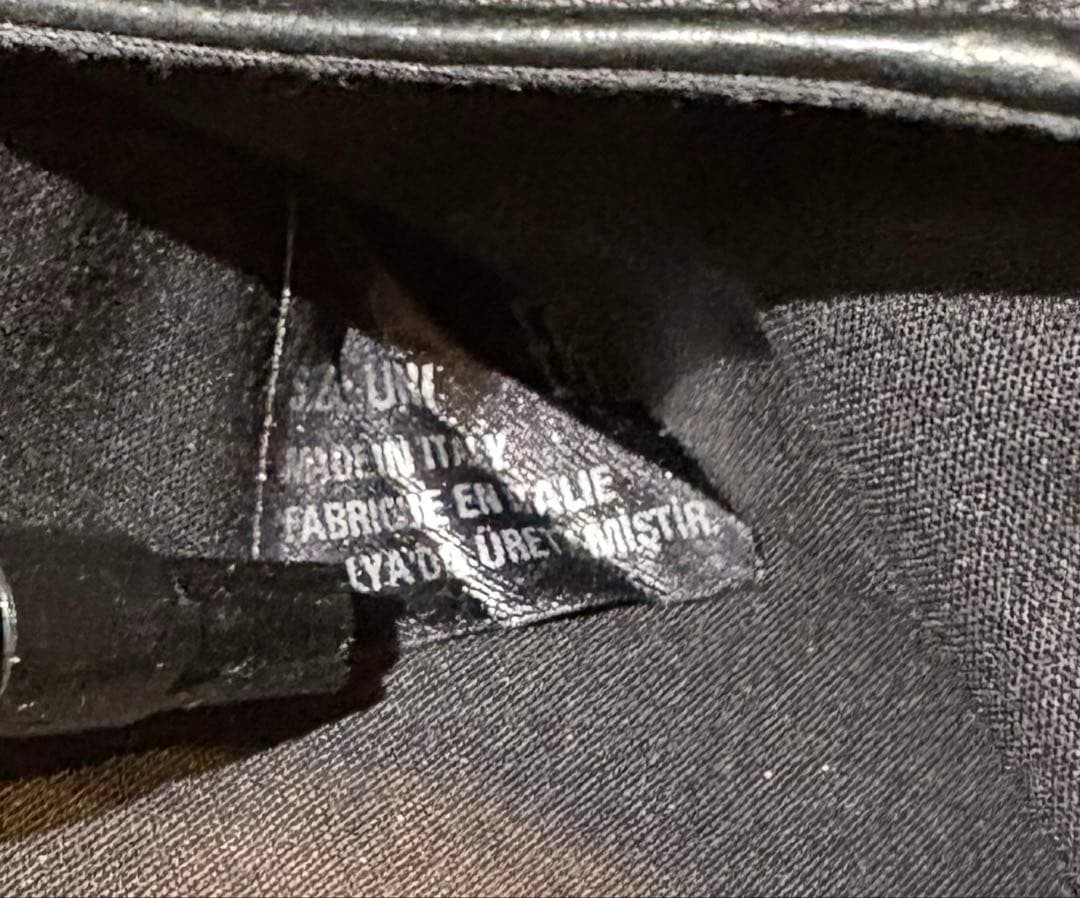 マルジェラ ブラックレザー 二つ折り財布