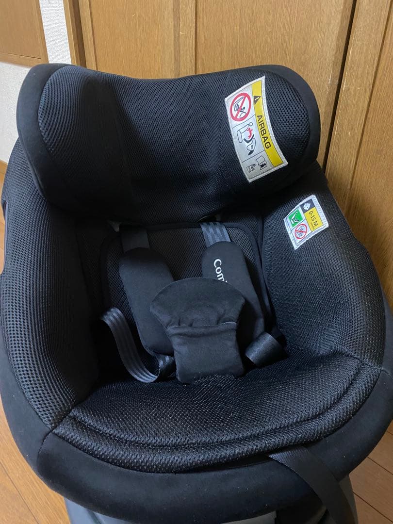 コンビホワイトレーベル THE S plus ISOFIXZC-750