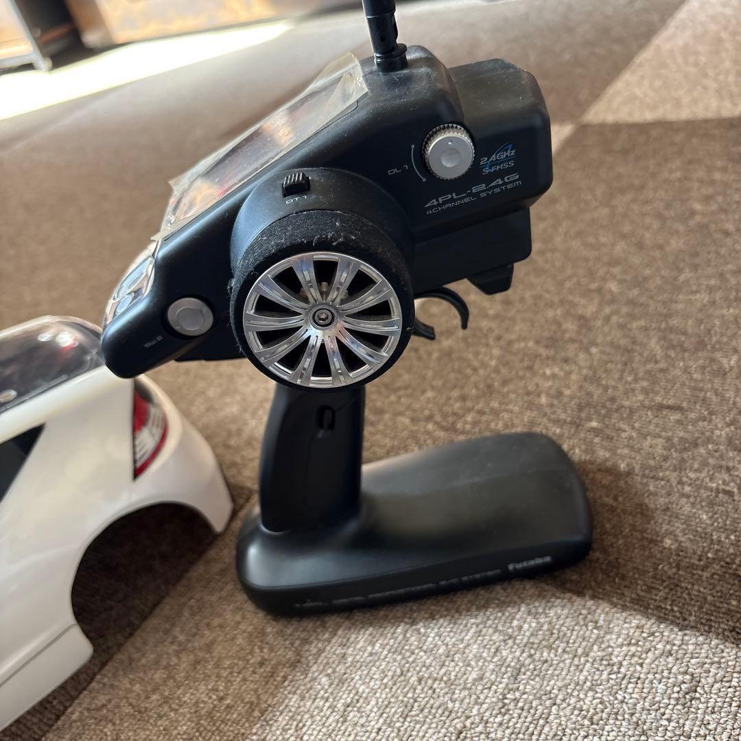 Honda CR-Z 電動ラジコンカー 1/10スケール