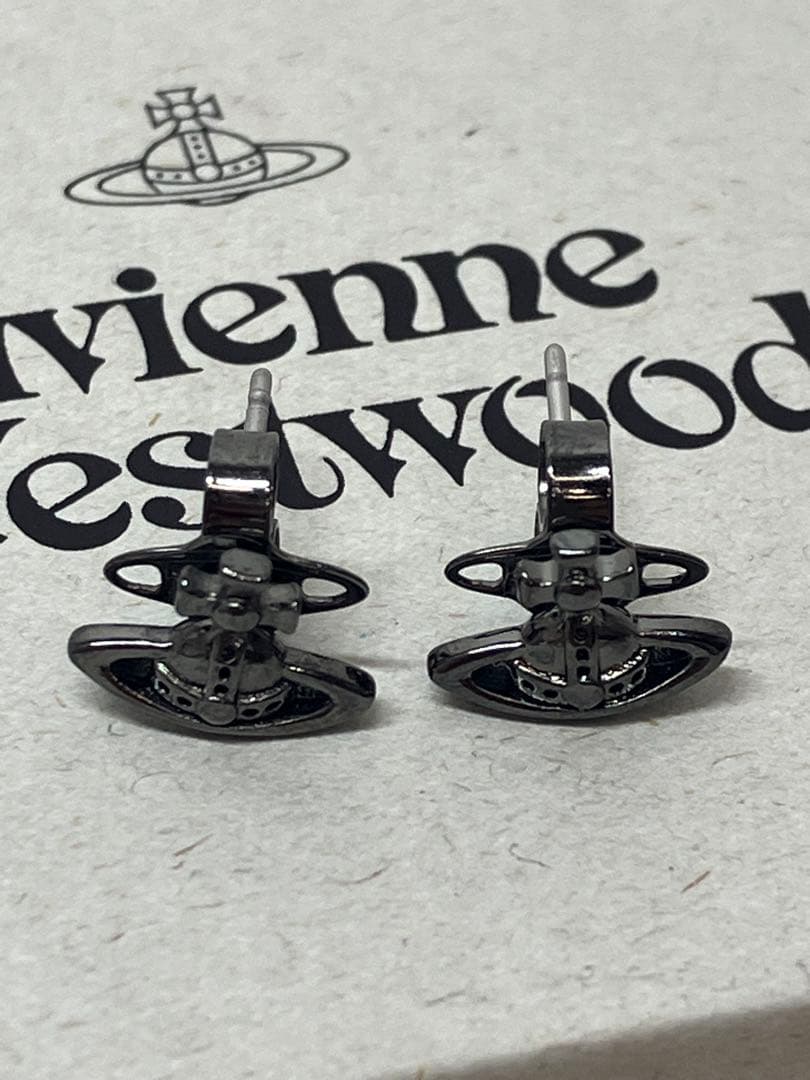 ヴィヴィアンウエストウッド　ピアス　ミニオーブ　両耳