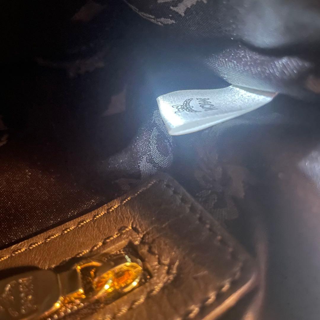 専用❗️美品♡MCM✨エムシーエム　 スタッズ　ヒョウ柄 レオパード　バッグ