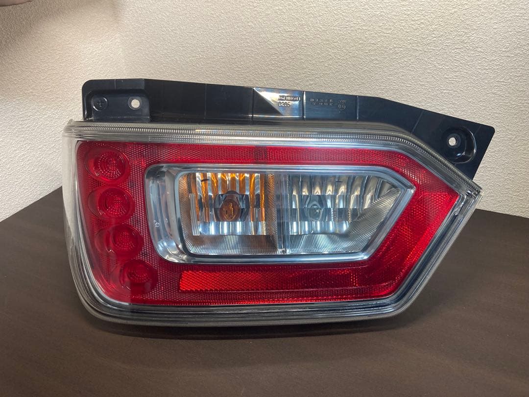 ワゴンR(MH55S) 左テールランプ