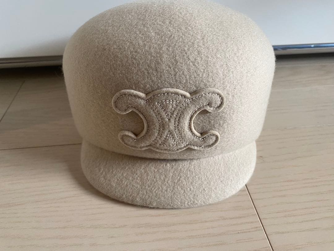 セリーヌ　フェルトハット　2024