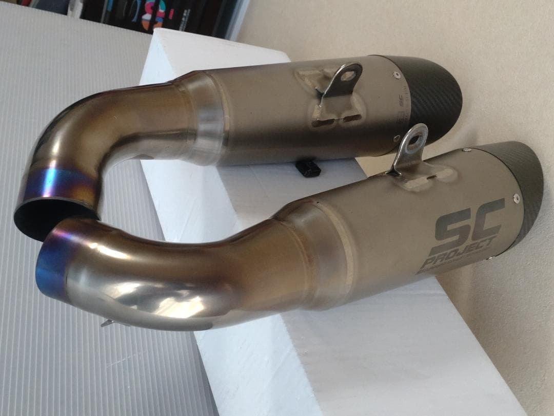 ★SC Projectマフラー ハイパーモタード950＋消音インナーサイレンサー