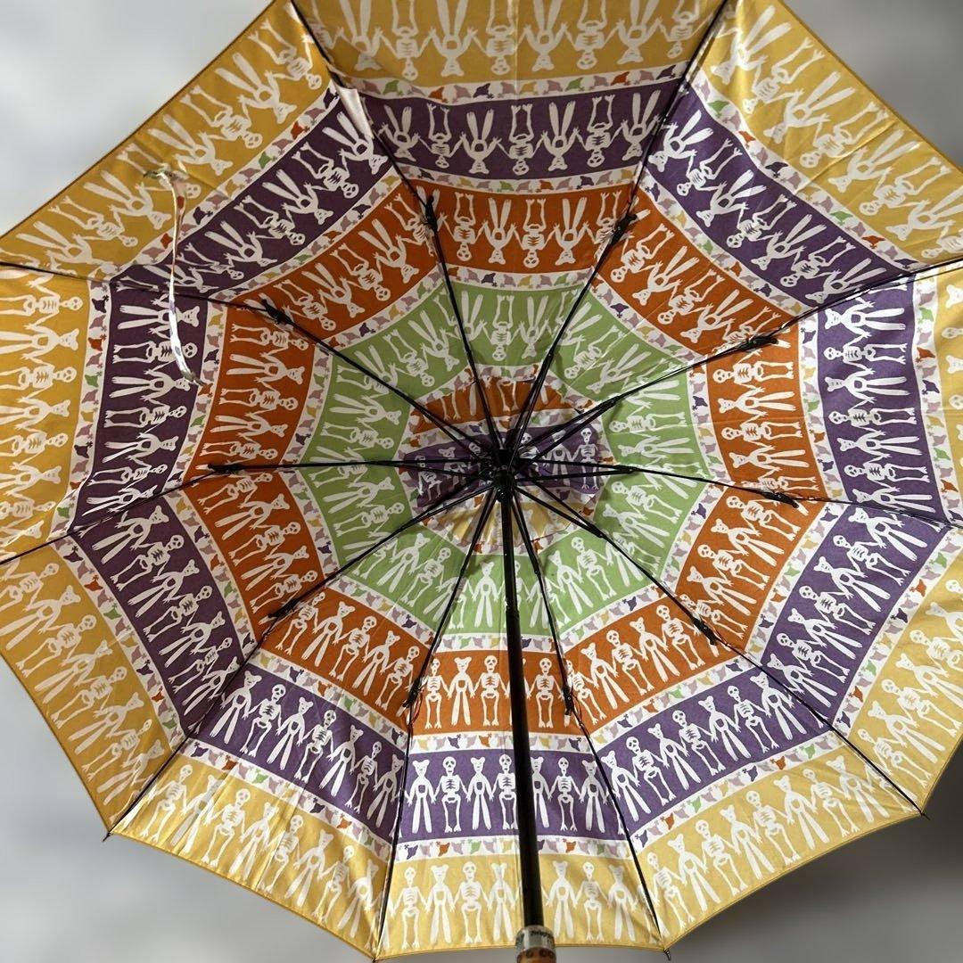 【美品】 Vivienne Westwood 折り畳み 傘 総柄 スカル