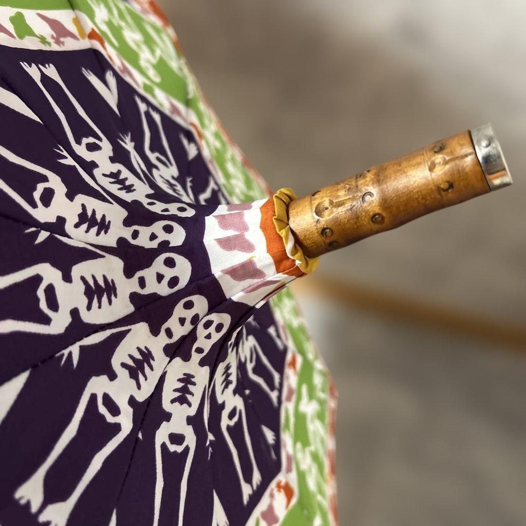 【美品】 Vivienne Westwood 折り畳み 傘 総柄 スカル