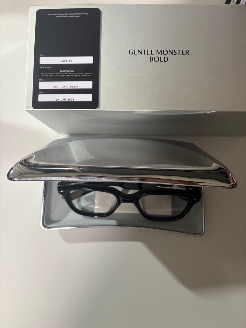 【即完品】gentle monster fata01 ブラック　付属品完備