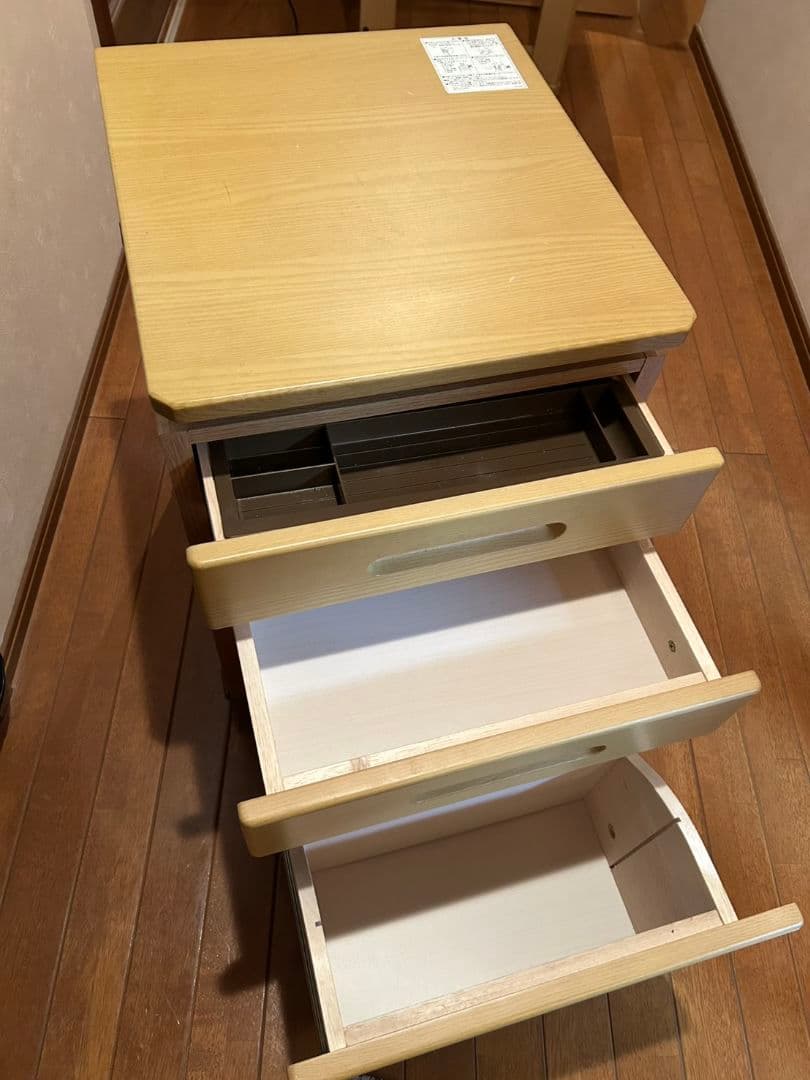 コイズミ 木製学習机セット 本棚 ライト付き【受け渡し限定】