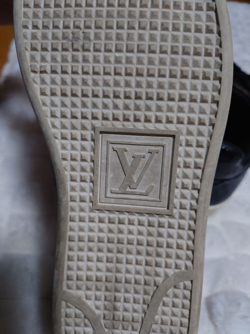 LOUIS VUITTON スニーカー　モノグラム 美品