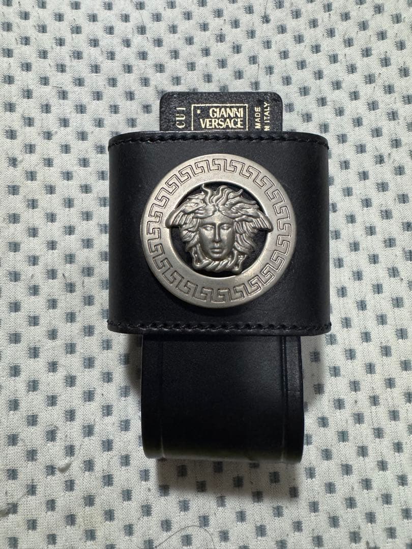 GIANNI VERSACE 黒 スマホケース格安‼️本体のみ