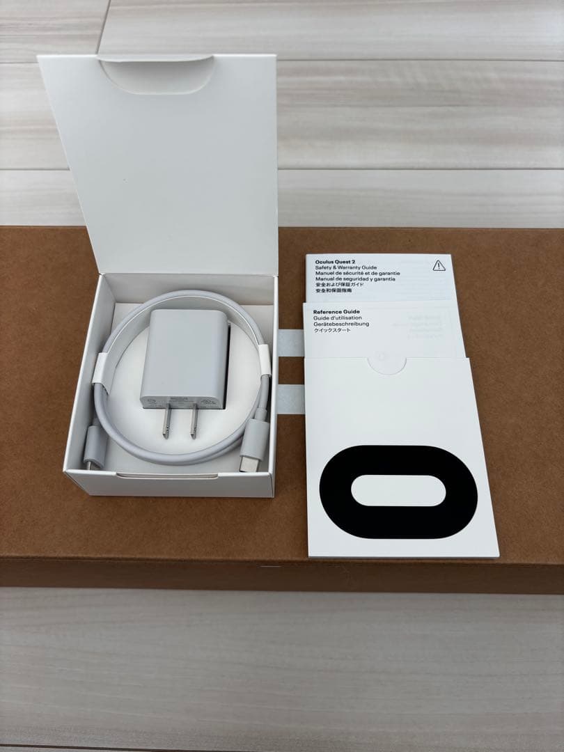 新品 Quest 2 VRヘッドセット