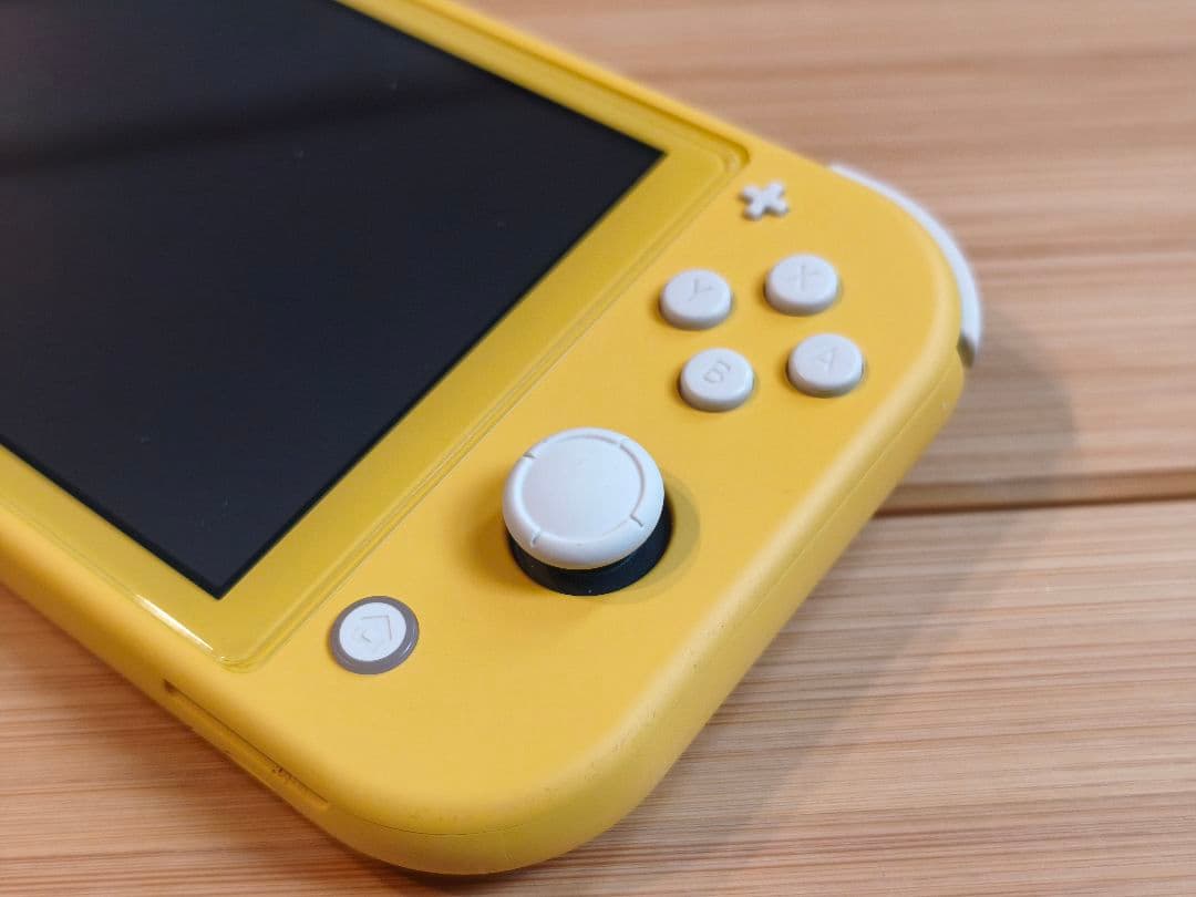 Nintendo Switch Liteイエロー microSD64GB付き
