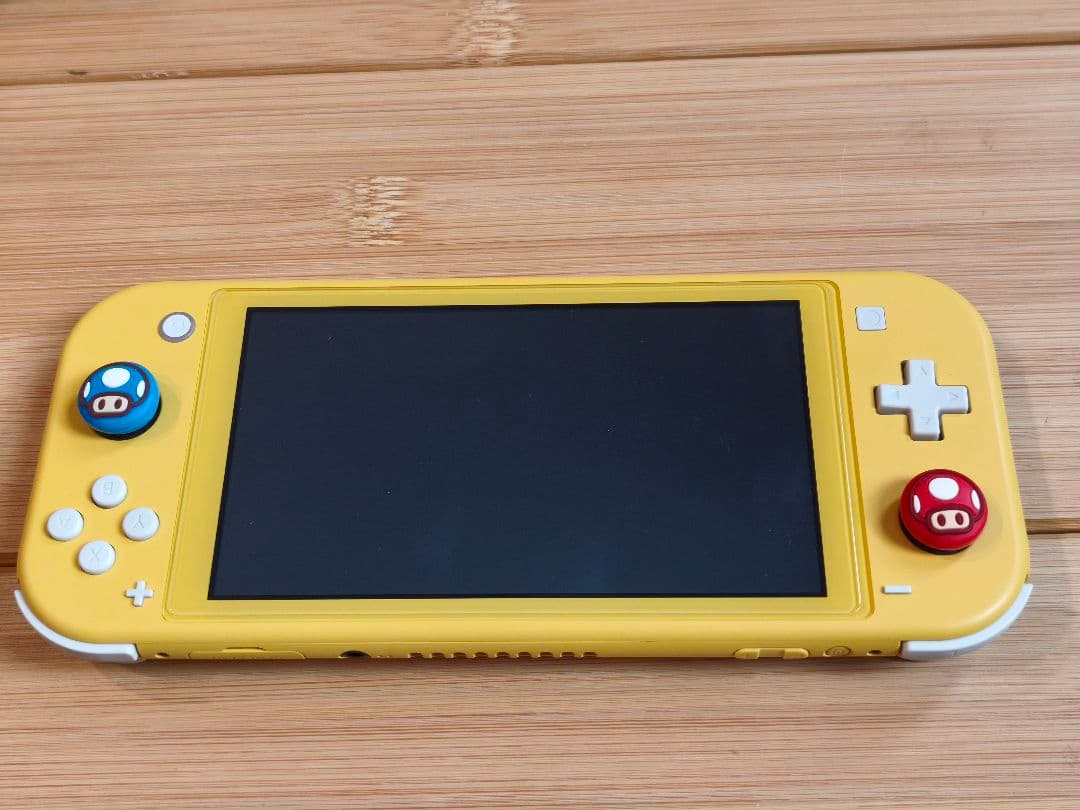 Nintendo Switch Liteイエロー microSD64GB付き