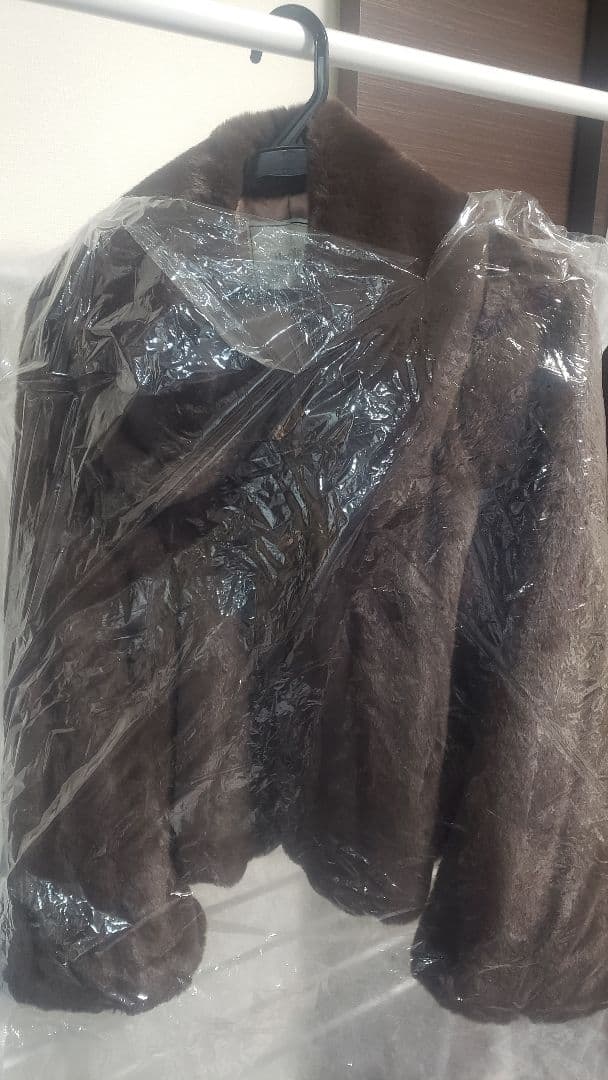 q*)様 herlipto Winter Love Faux Fur Coat