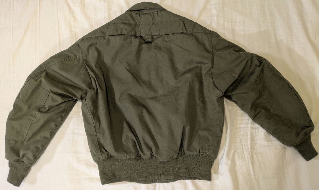 アメリカ軍 CVC タンカースジャケット Medium Short