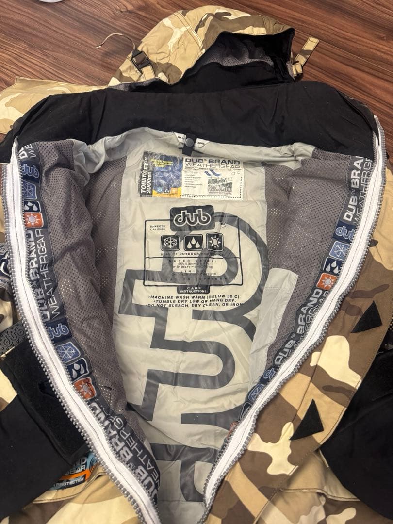 ダブ DUB スノーボードウェア　おまけボトム付き