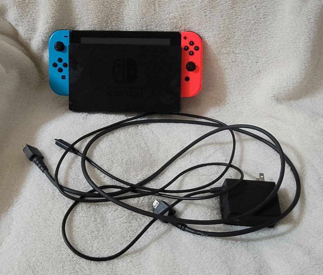 Nintendo Switch 本体 青/赤 Joy-Con