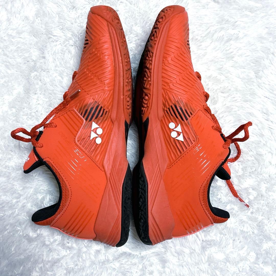 未使用級✨YONEX ソニケージ テニスシューズ 26.0cm オレンジ レッド